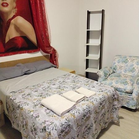 Wibagu Hotel Удине Екстериор снимка