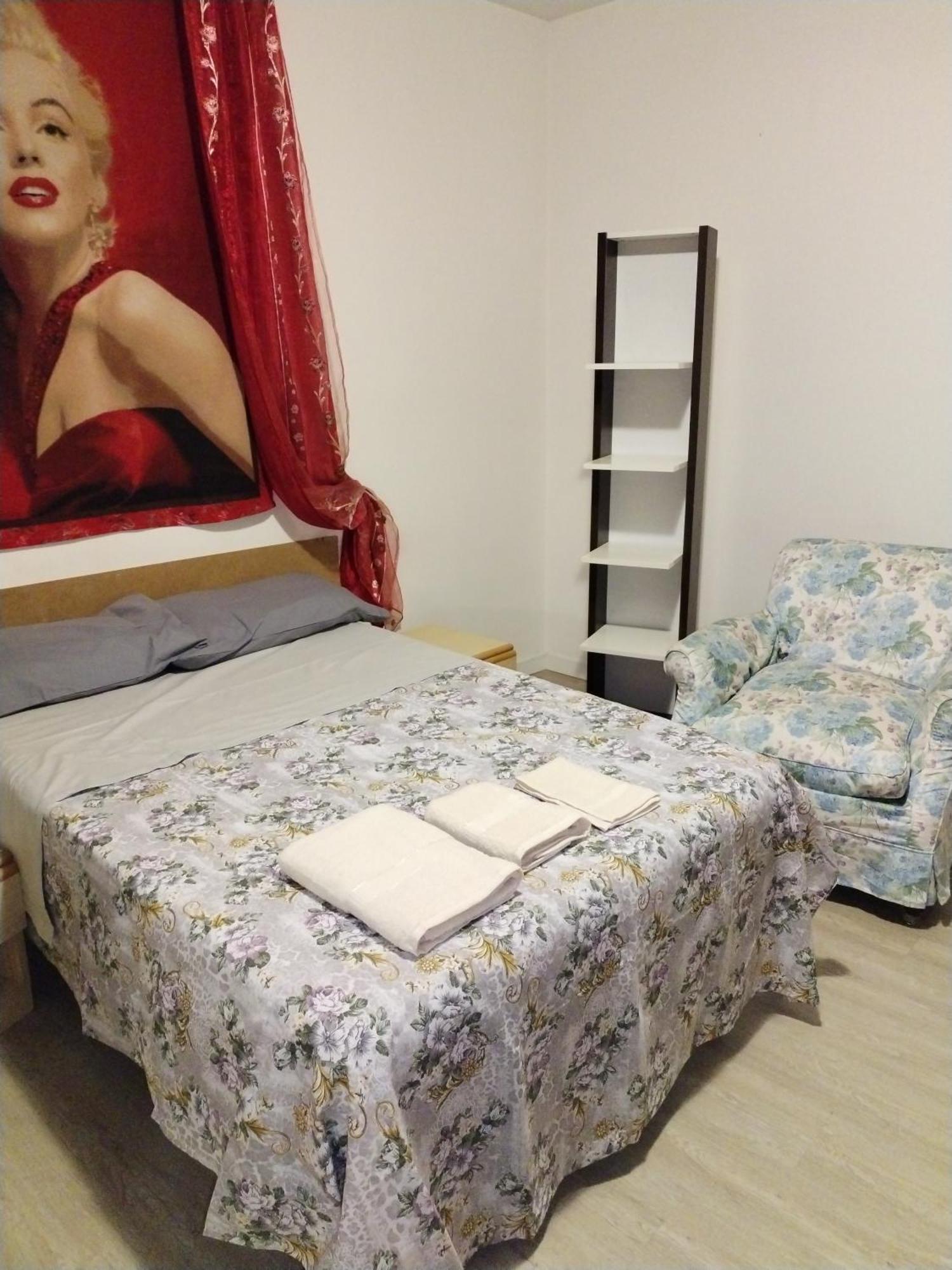 Wibagu Hotel Удине Екстериор снимка